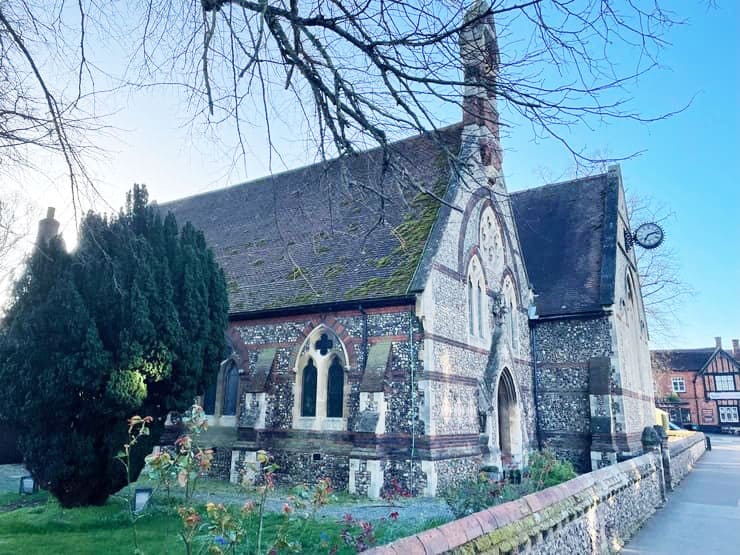 holy-trinity-church-old-town-love-stevenage