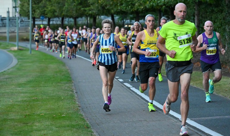 Alison Wood FVS 4464 GOLD at the Hatfield 5K by Keith Fenwick KFP_5233 (1)