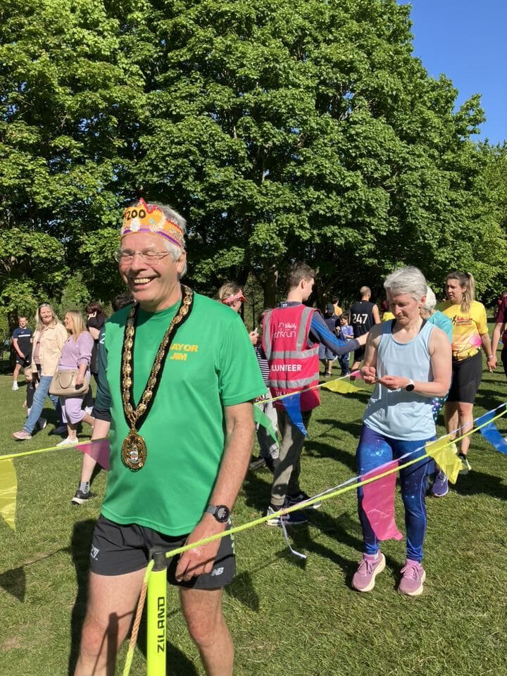 Jim Brown Mayor of Stevenage finishing the 400th Stevenage parkrun and his 200th by Jane Wadey (1)