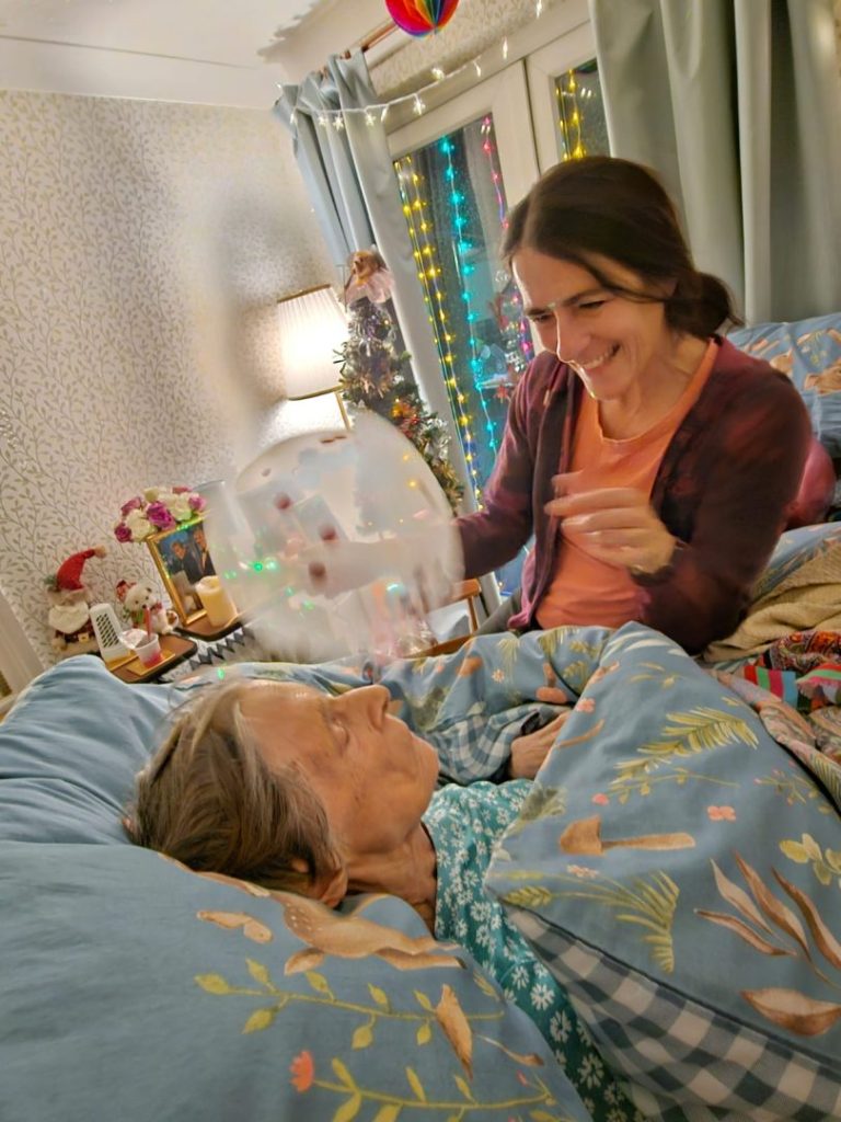 Jules and June 'Dreamlike' room (1)