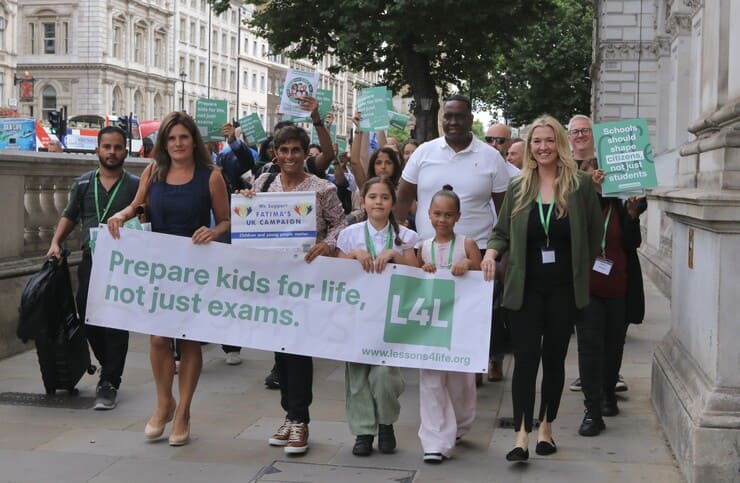 Lessons4Life - Westminster march2 (1)